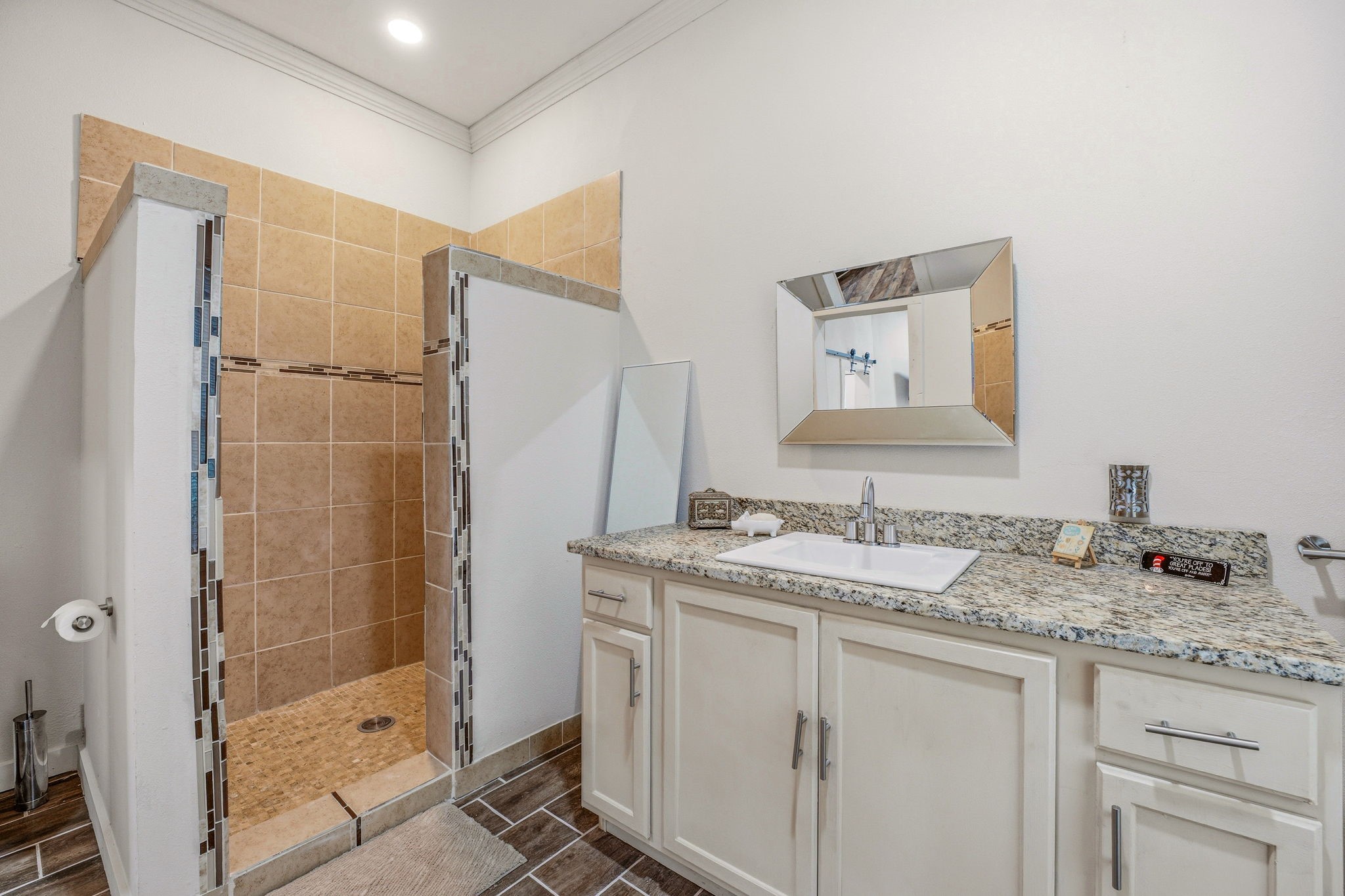 314 N Harding Street Fort Worth TX 76102
