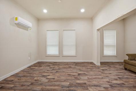 314 N Harding Street Fort Worth TX 76102