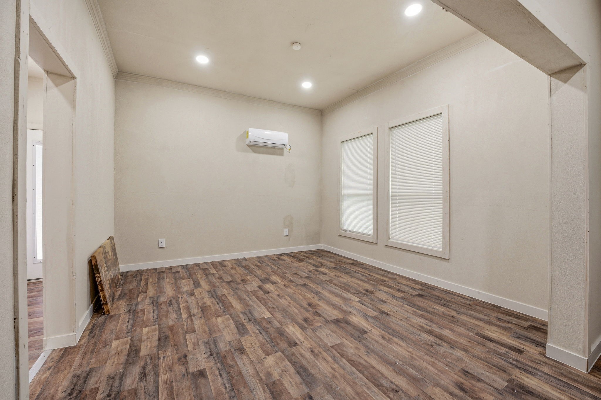 314 N Harding Street Fort Worth TX 76102
