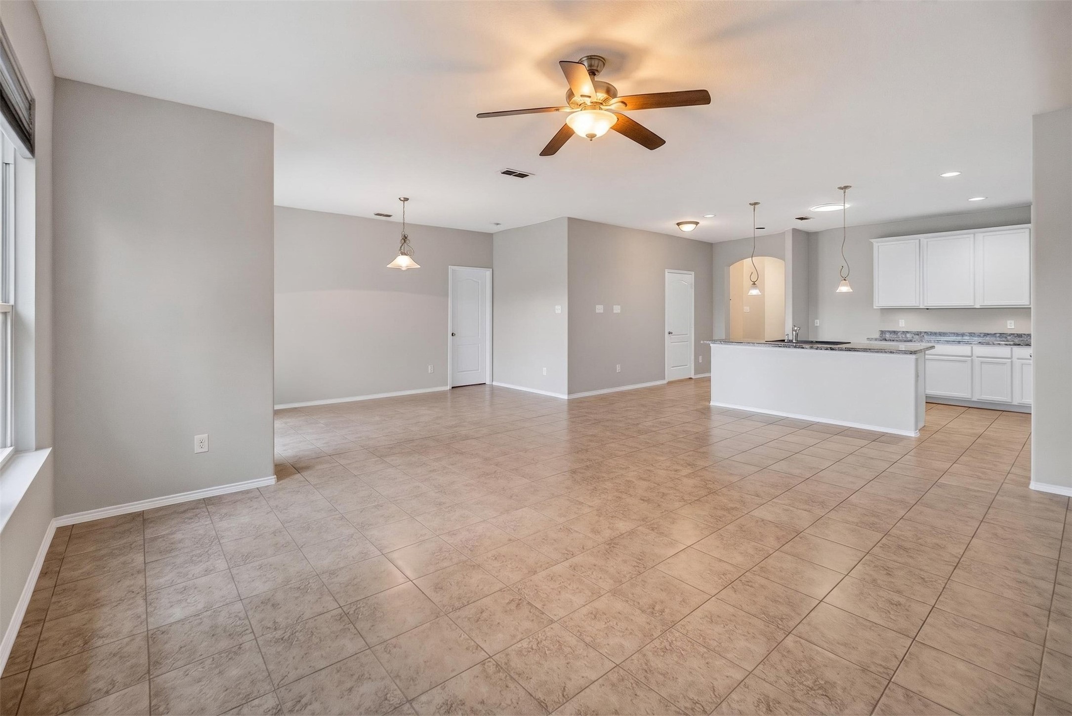 713 Sparrow Drive Saginaw TX 76131