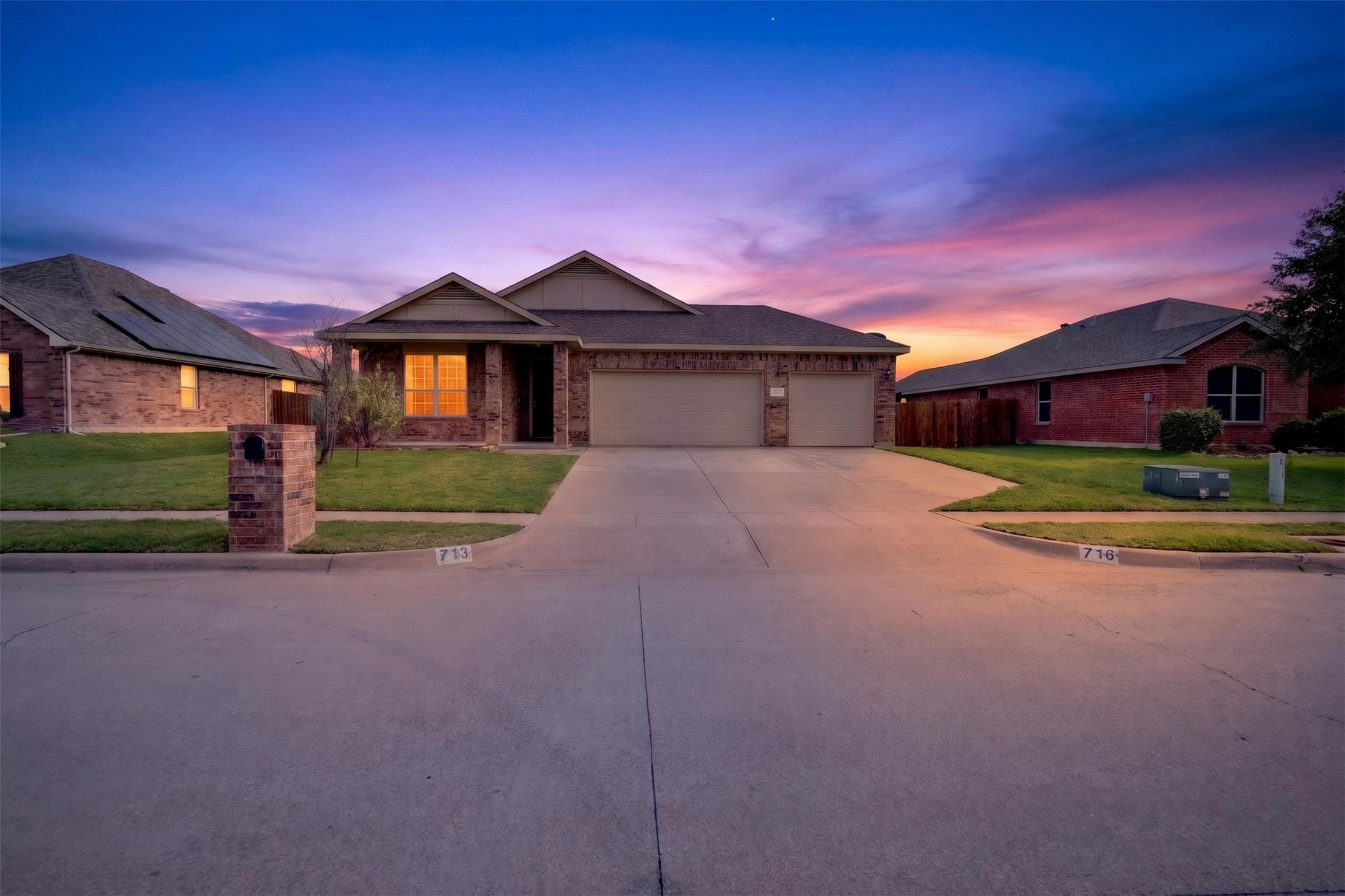 713 Sparrow Drive Saginaw TX 76131