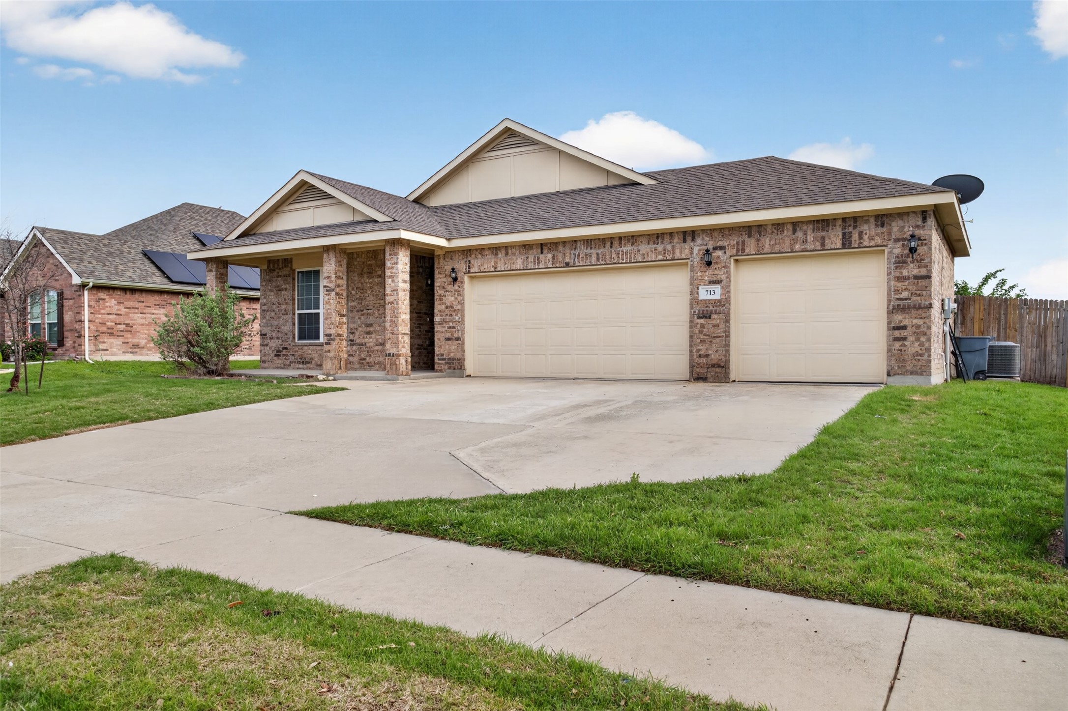 713 Sparrow Drive Saginaw TX 76131
