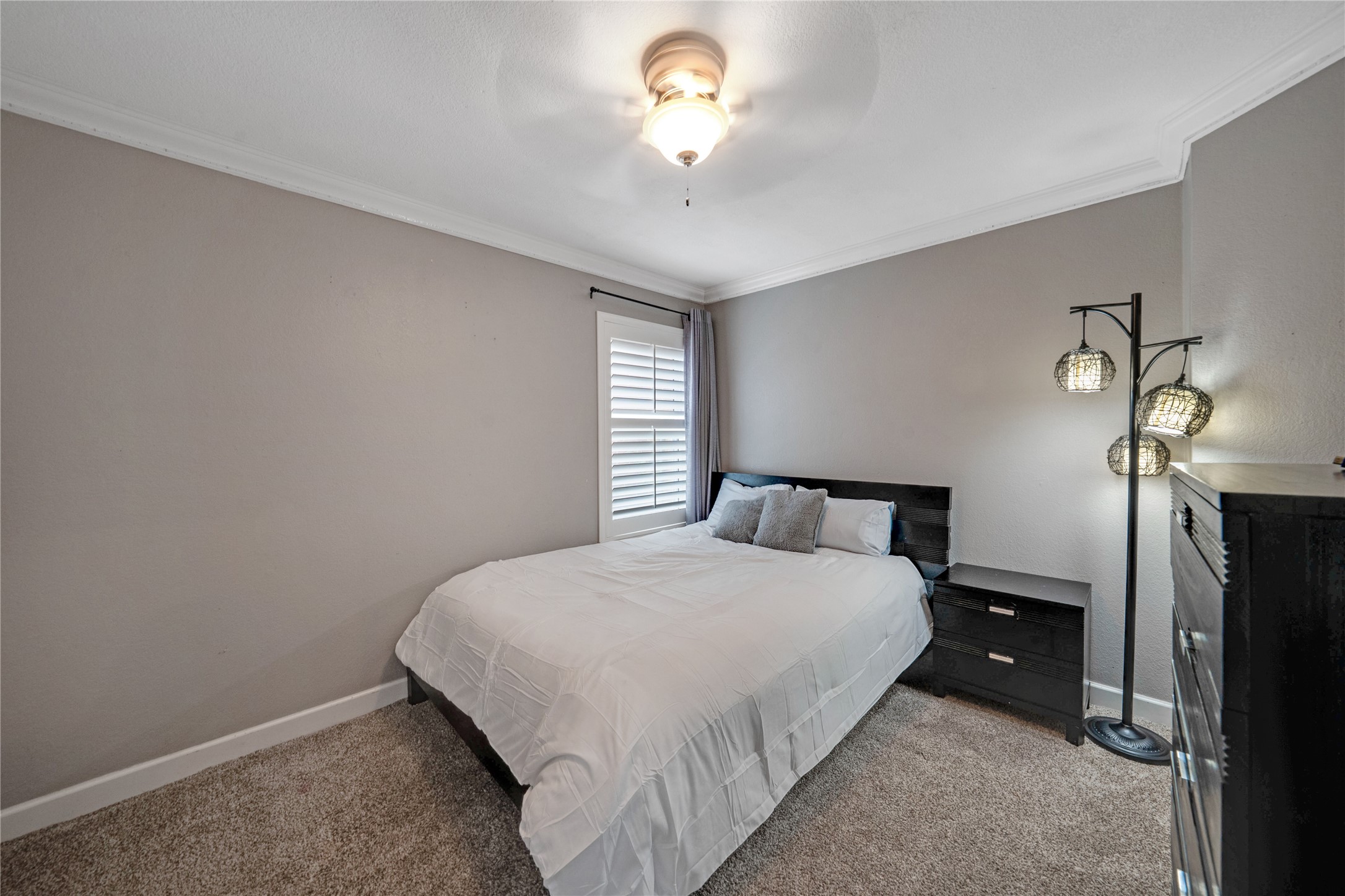 2301 Bennington Drive Arlington TX 76018