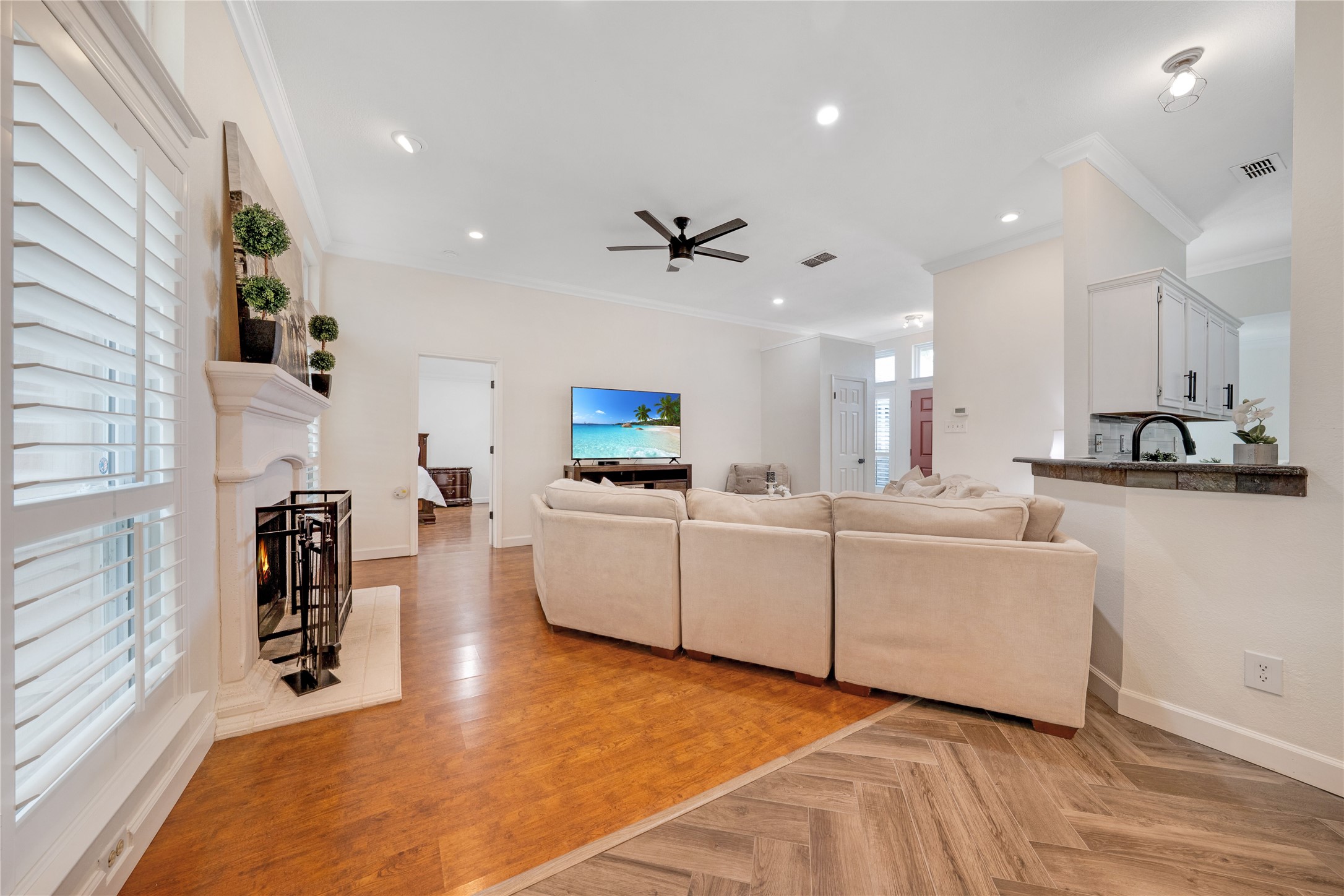 2301 Bennington Drive Arlington TX 76018