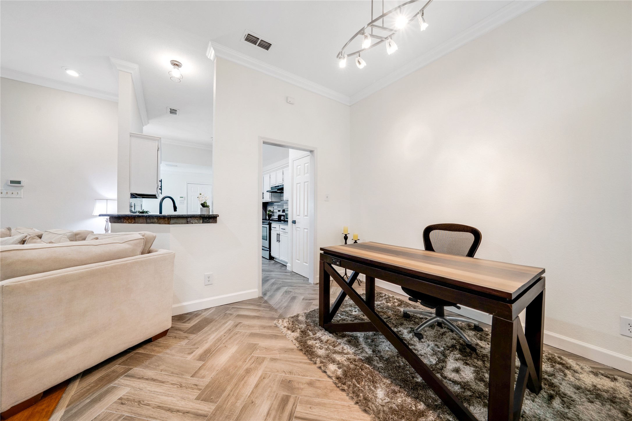 2301 Bennington Drive Arlington TX 76018