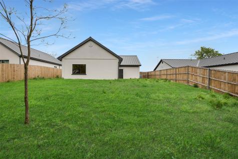 407 N Dallas Street Rice TX 75155
