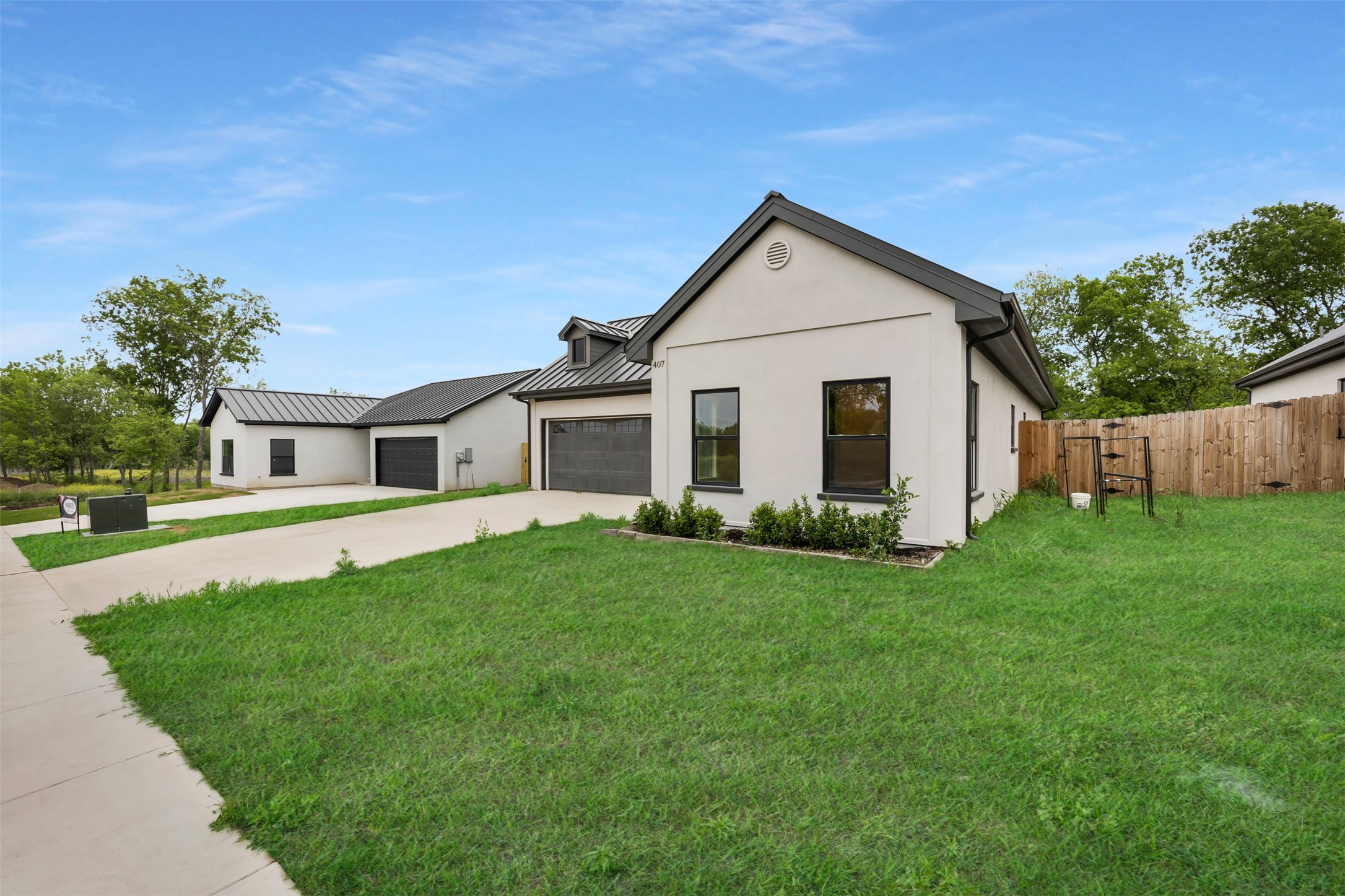 407 N Dallas Street Rice TX 75155