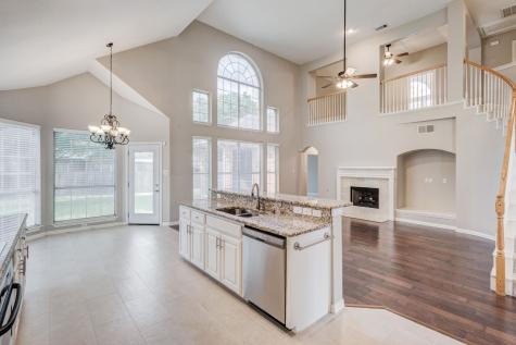 4302 Mulligan Avenue Mansfield TX 76063