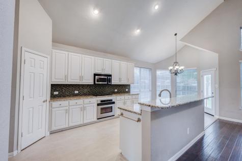 4302 Mulligan Avenue Mansfield TX 76063