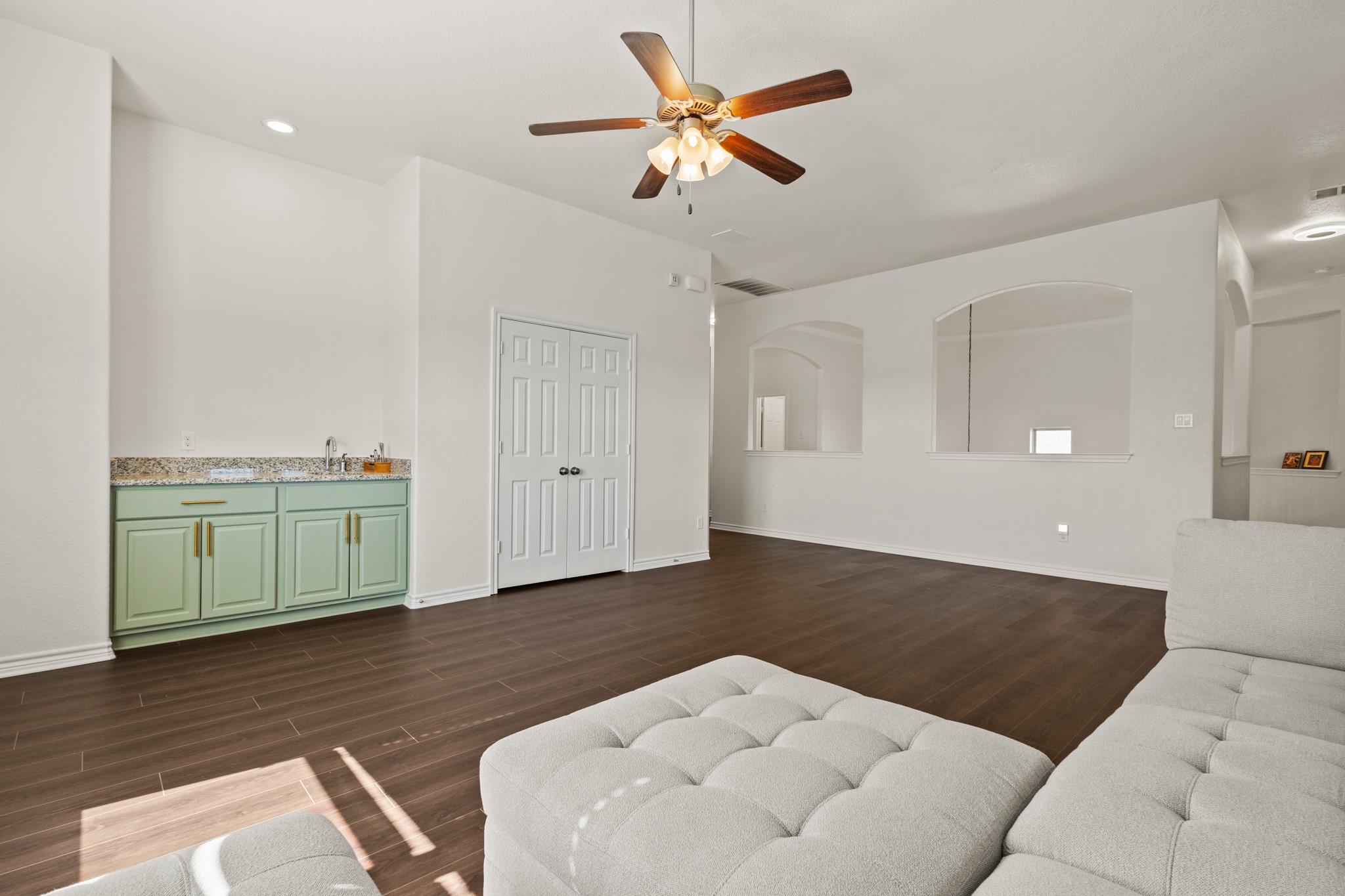 417 Burberry Grand Prairie TX 75052