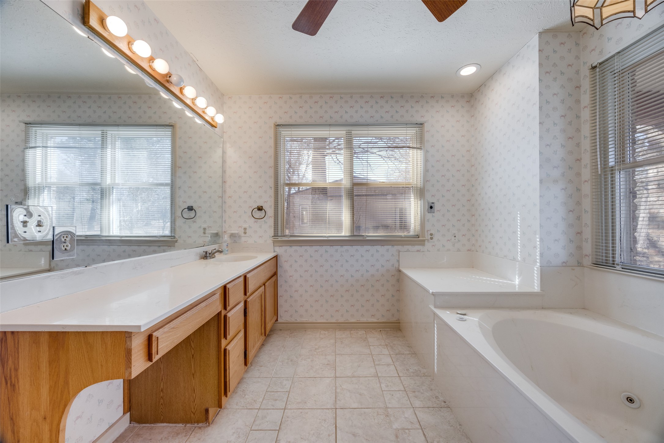 2101 County Road 2716 Honey Grove TX 75446