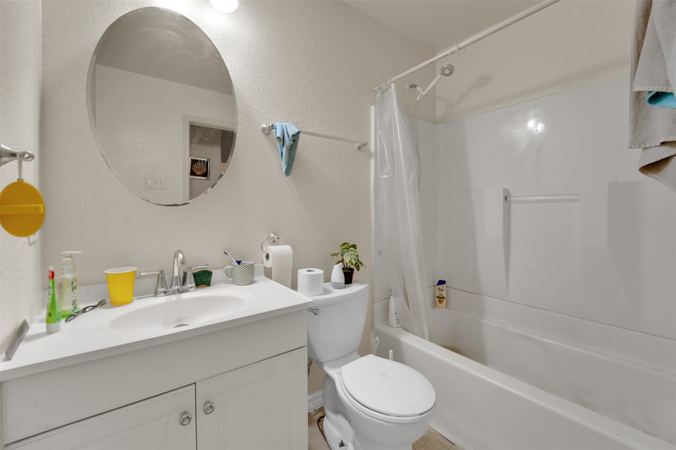 342 Meadowhill Drive Garland TX 75043