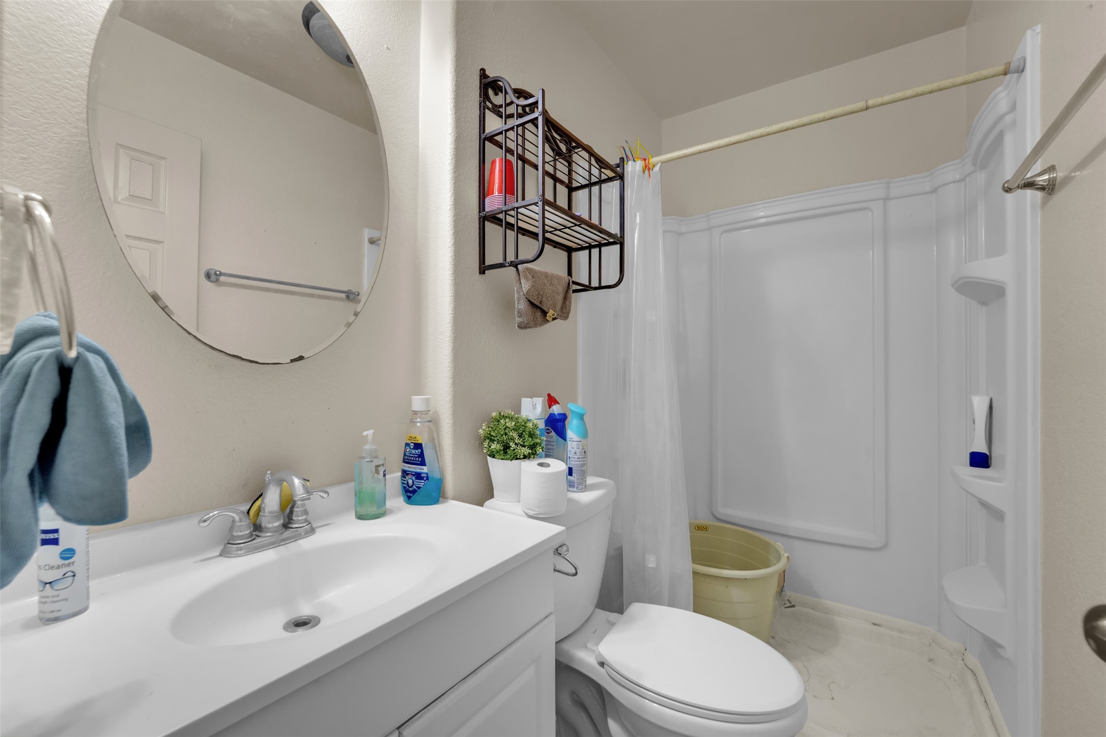 342 Meadowhill Drive Garland TX 75043