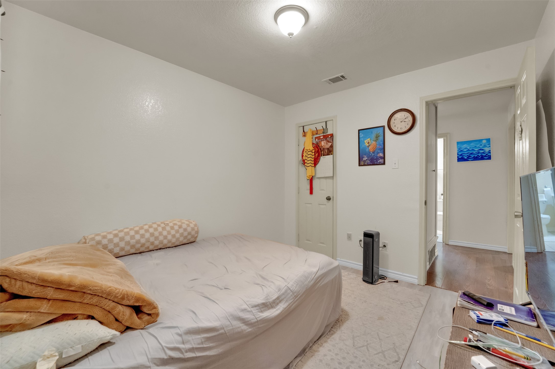 342 Meadowhill Drive Garland TX 75043