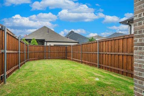 1004 Goldenrod Drive Crowley TX 76036