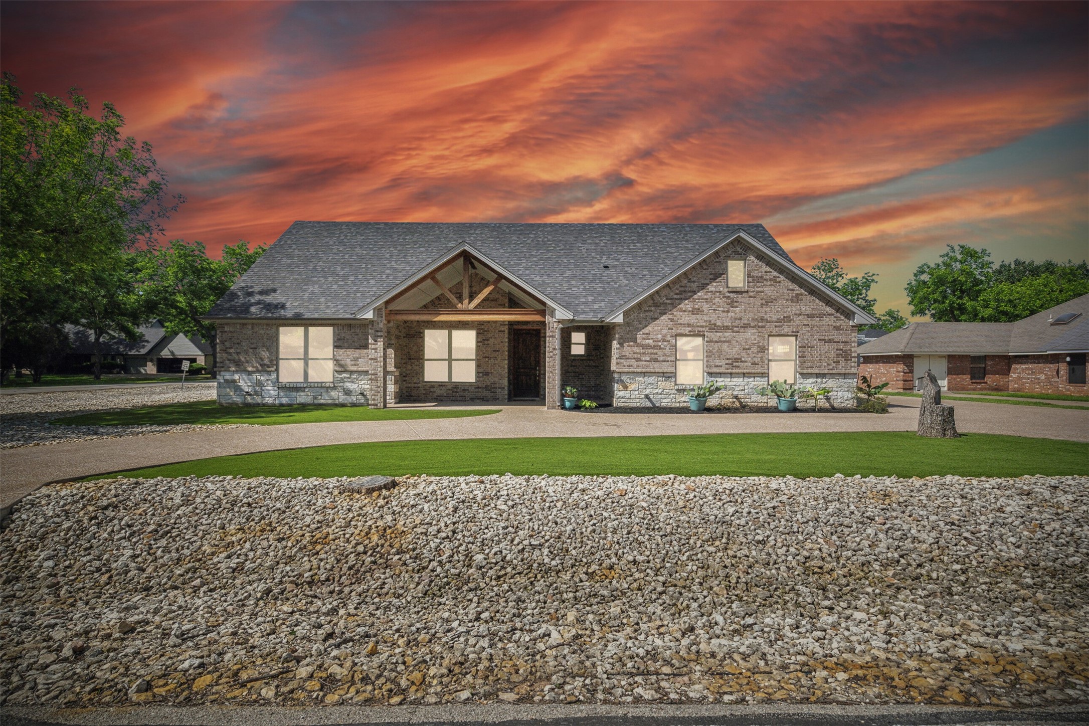 5418 Wedgefield Road Granbury TX 76049