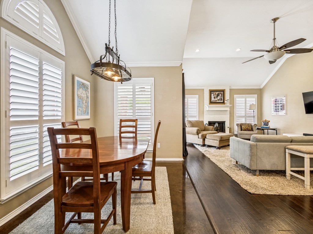 808 Canyon Valley Drive Mckinney TX 75071