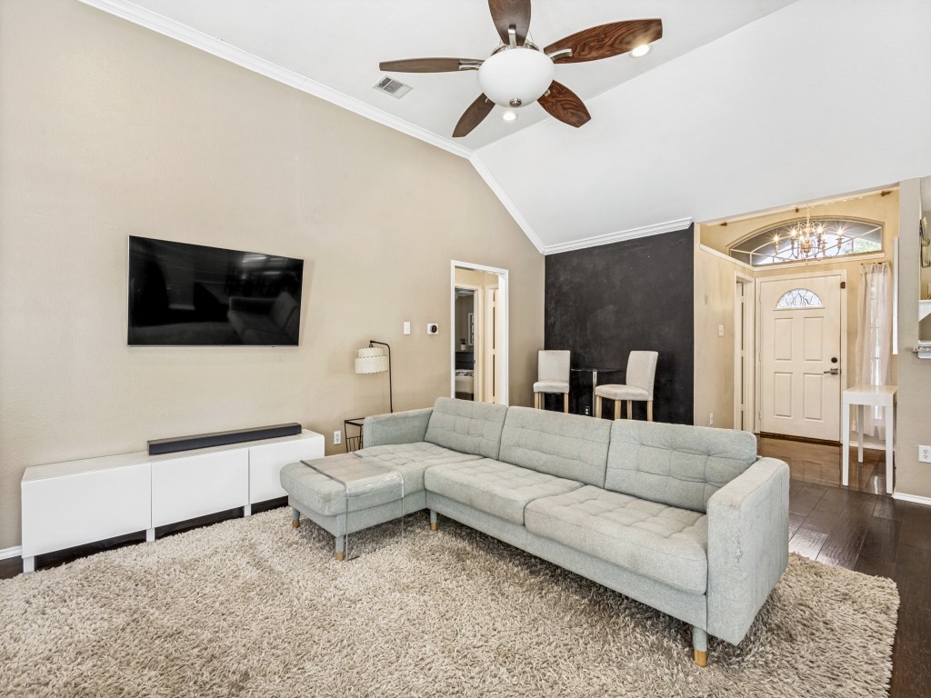 808 Canyon Valley Drive Mckinney TX 75071