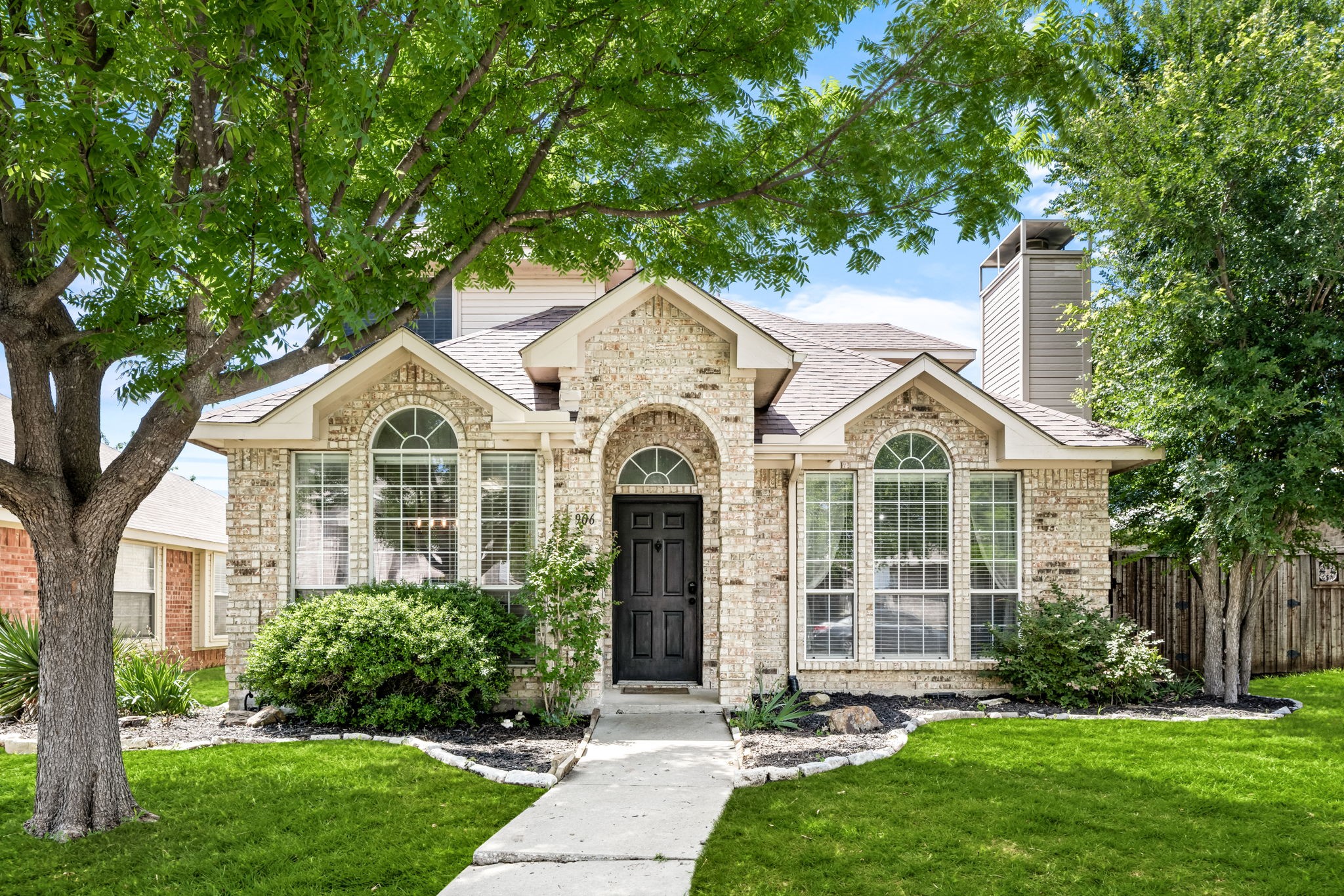906 Kathryn Drive Lewisville TX 75067
