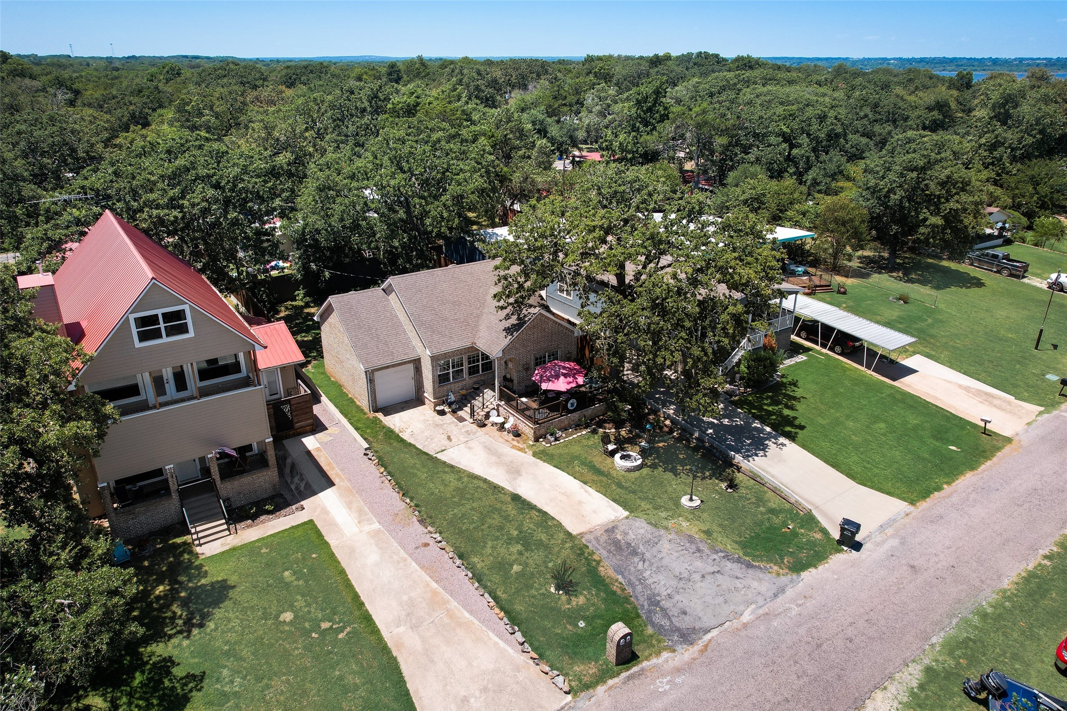 1504 Lake Road Gordonville TX 76245