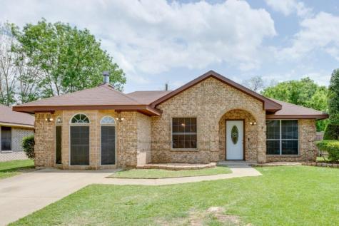 520 Mary Jane Lane Seagoville TX 75159