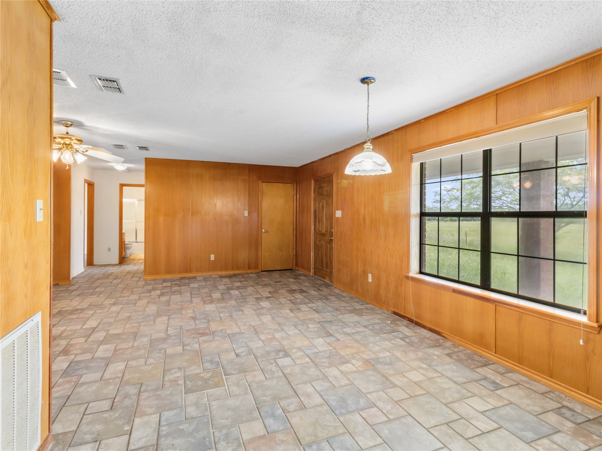 512 Fcr 701 Fairfield TX 75840