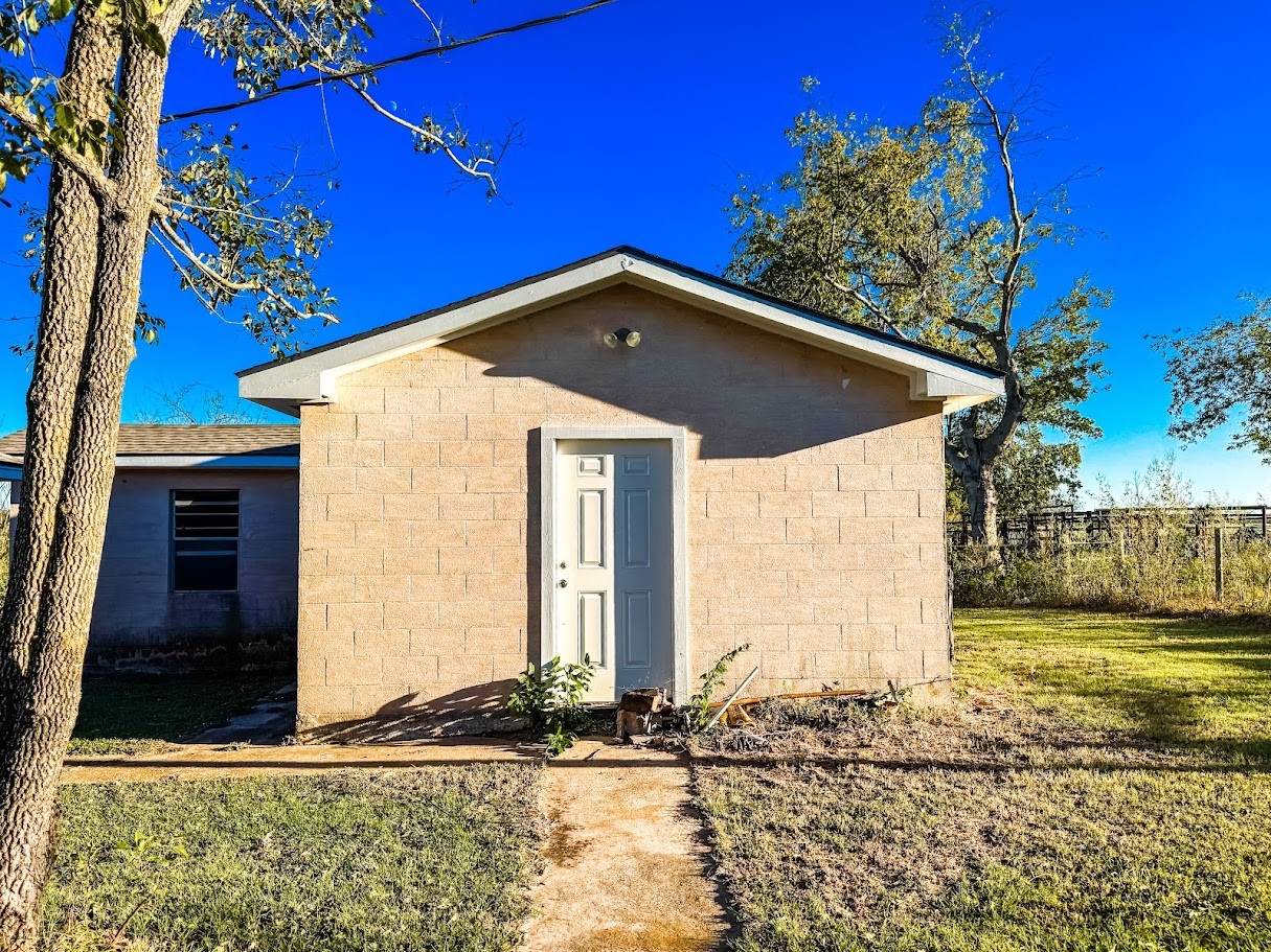 512 Fcr 701 Fairfield TX 75840