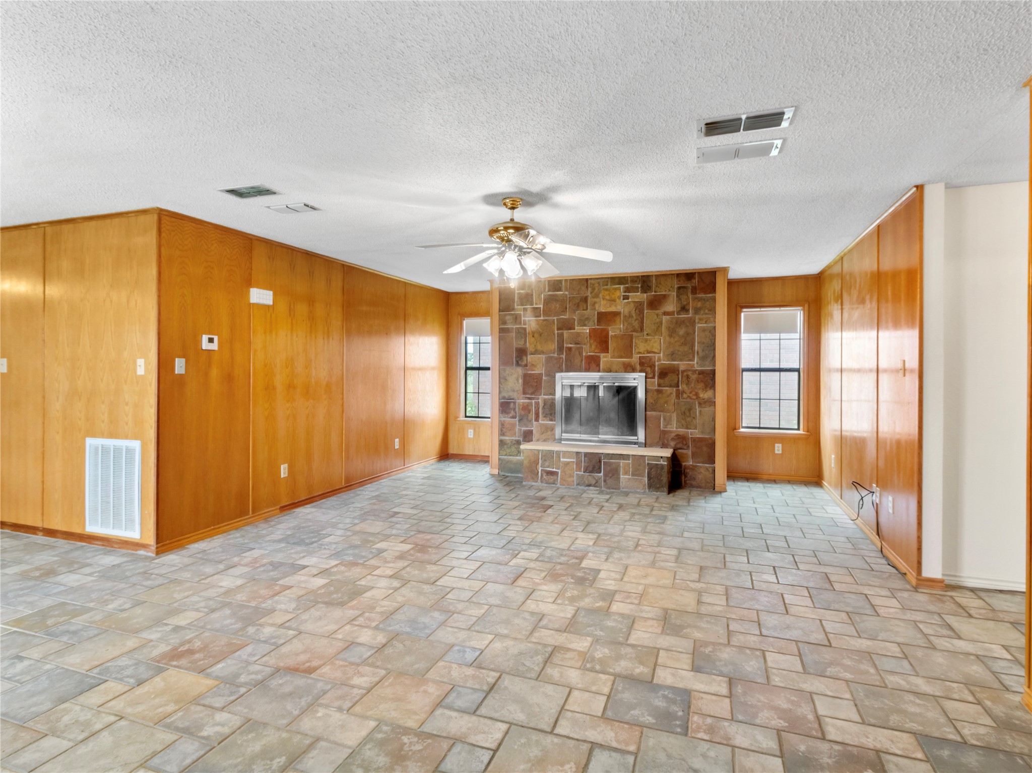 512 Fcr 701 Fairfield TX 75840