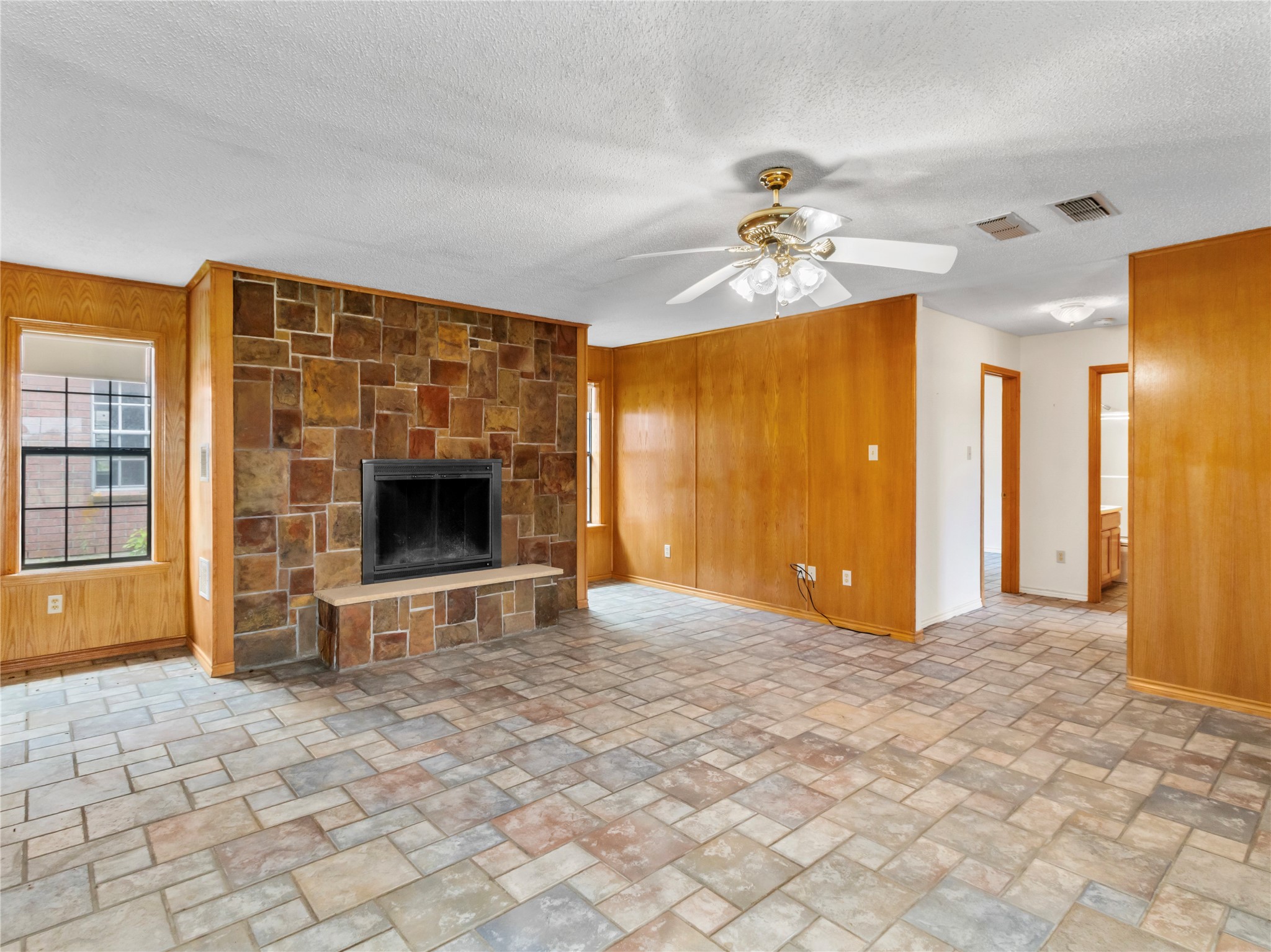512 Fcr 701 Fairfield TX 75840