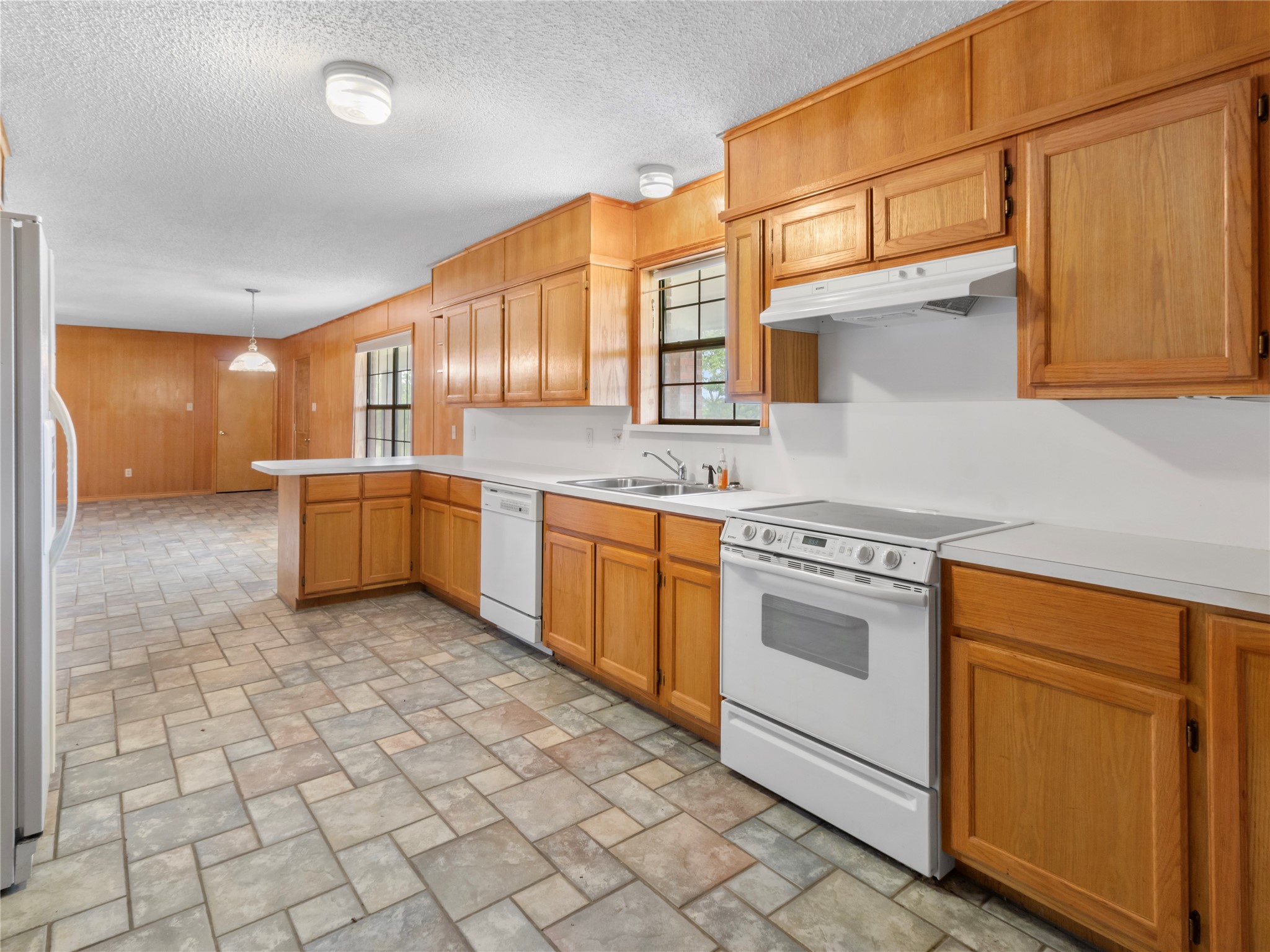 512 Fcr 701 Fairfield TX 75840