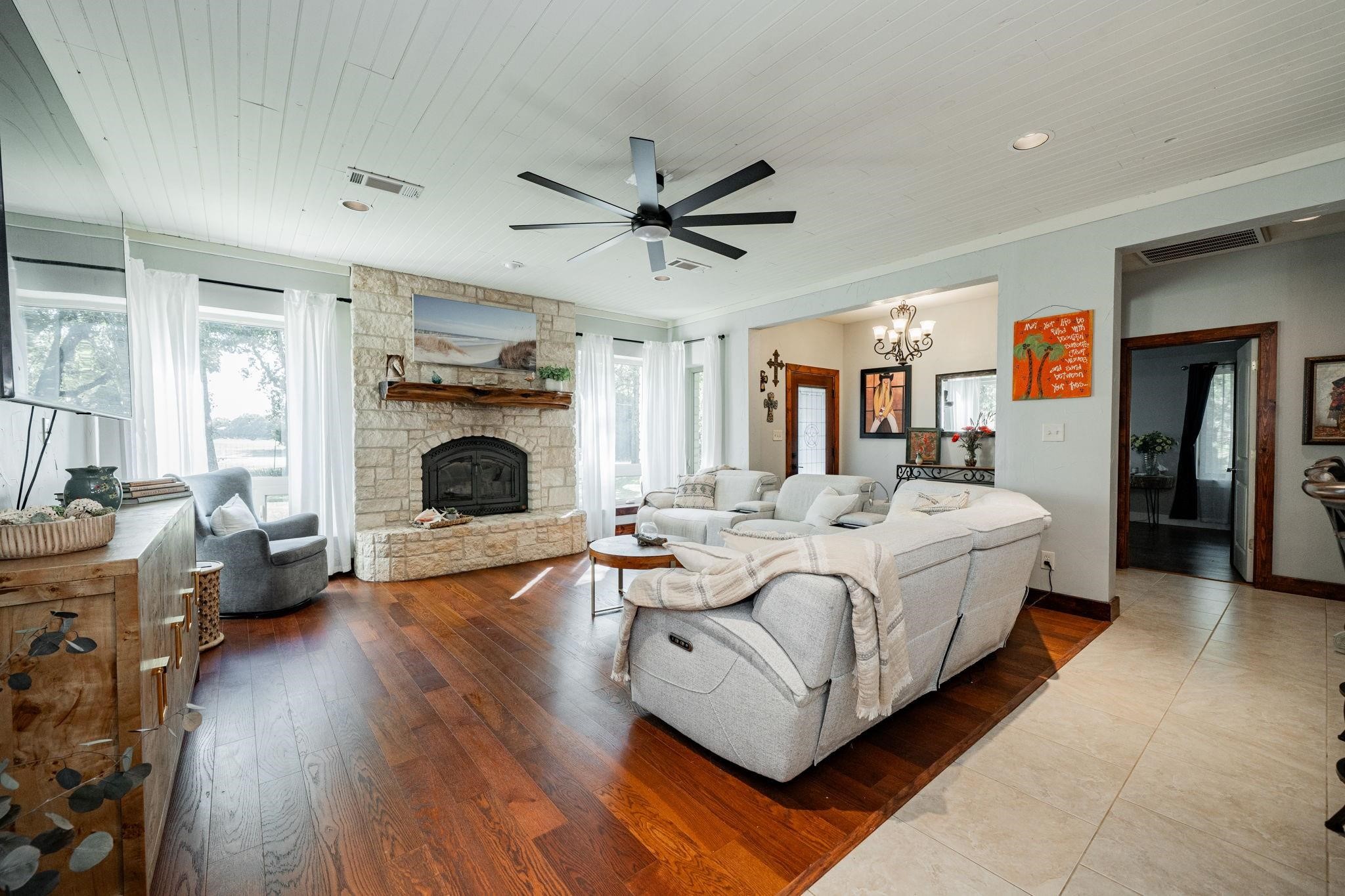 16043 County Road 339 Terrell TX 75161
