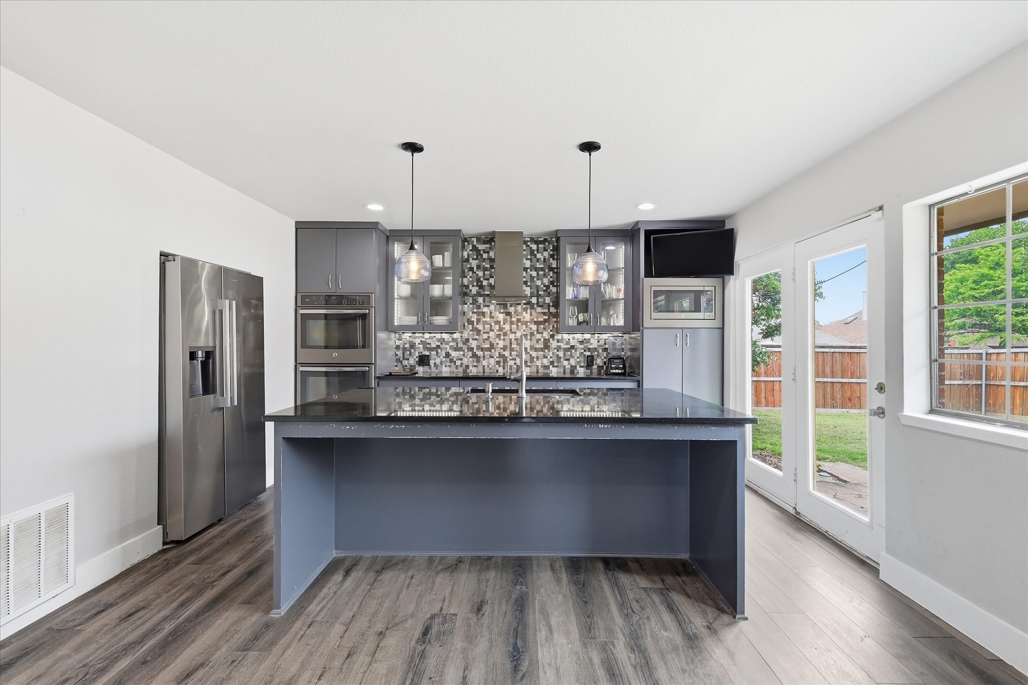 3611 Luallen Drive Carrollton TX 75007