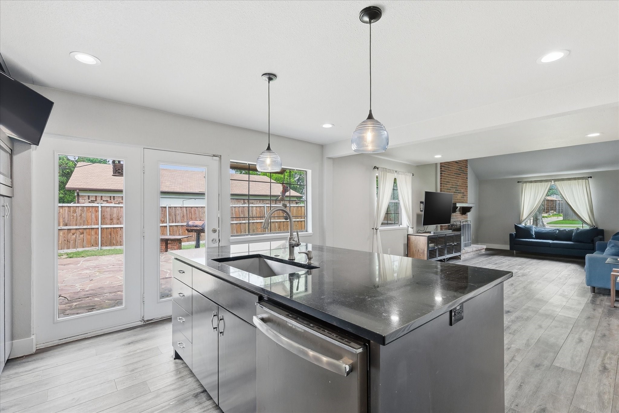 3611 Luallen Drive Carrollton TX 75007