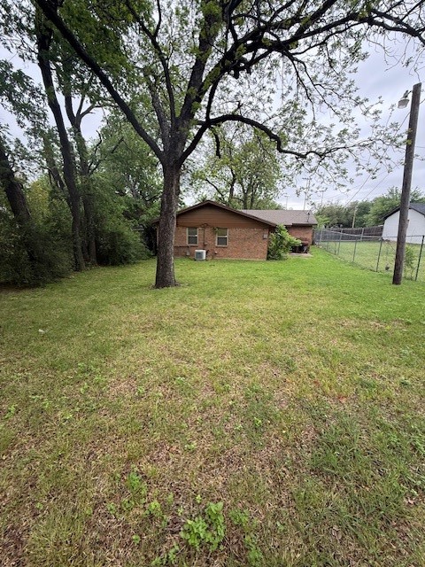 2916 Refugio Avenue Fort Worth TX 76106