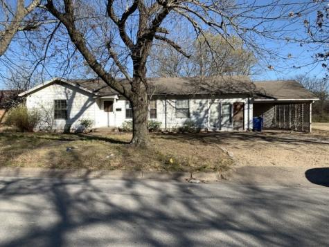 517 Lake Park Avenue Waxahachie TX 75165