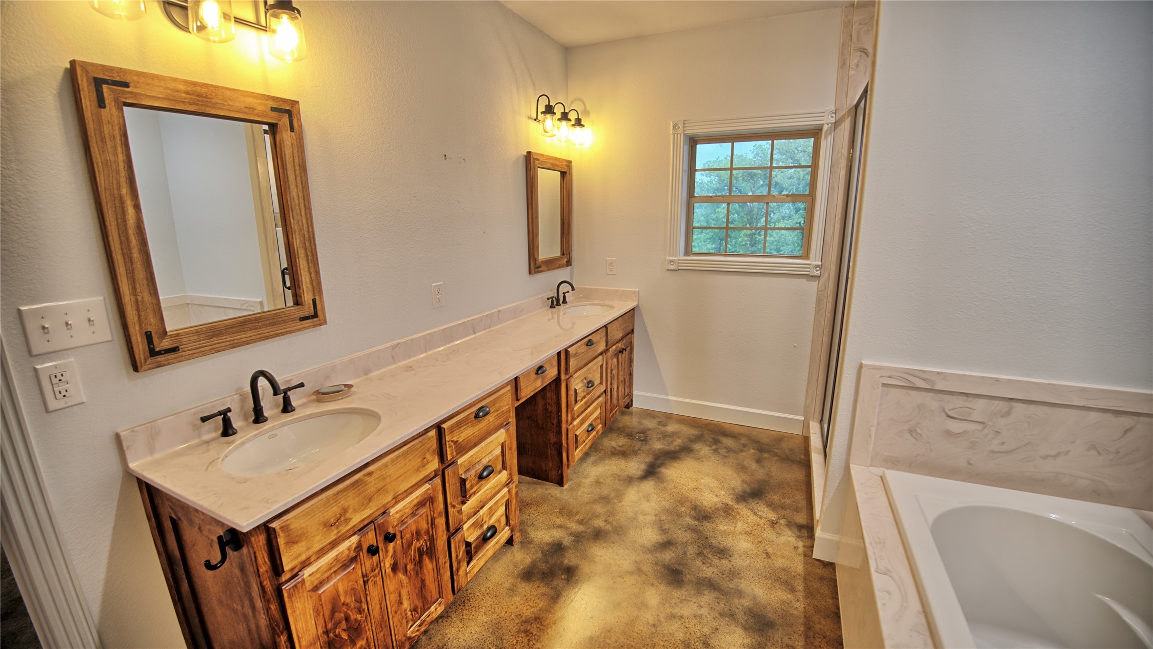 2930 N Greenbrier Road Nocona TX 76255