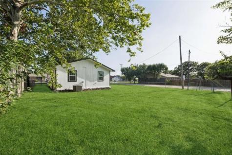 300 E Hazelwood Street Princeton TX 75407