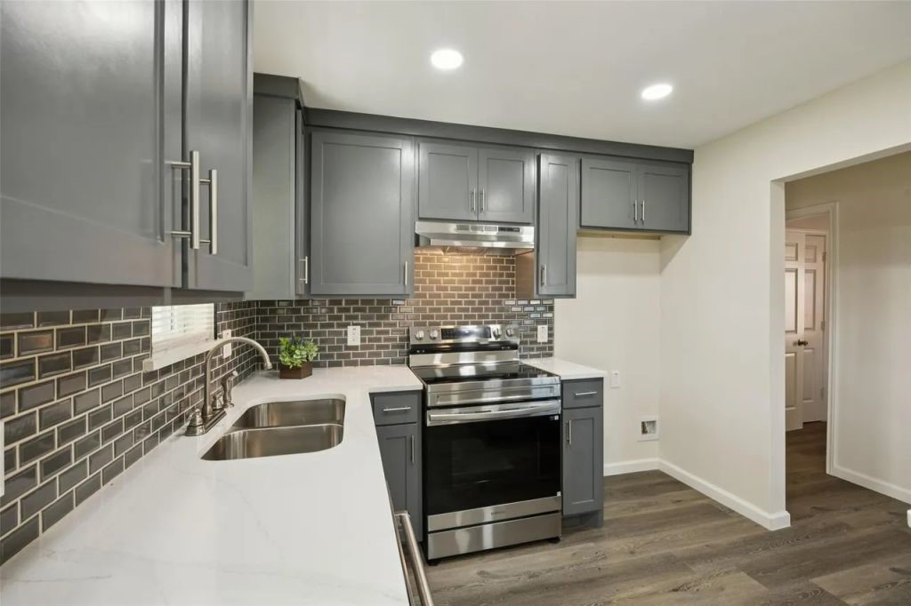 300 E Hazelwood Street Princeton TX 75407