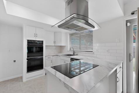 949 Meadowdale Circle Garland TX 75043