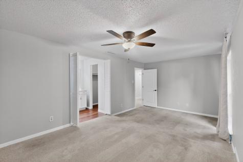 949 Meadowdale Circle Garland TX 75043