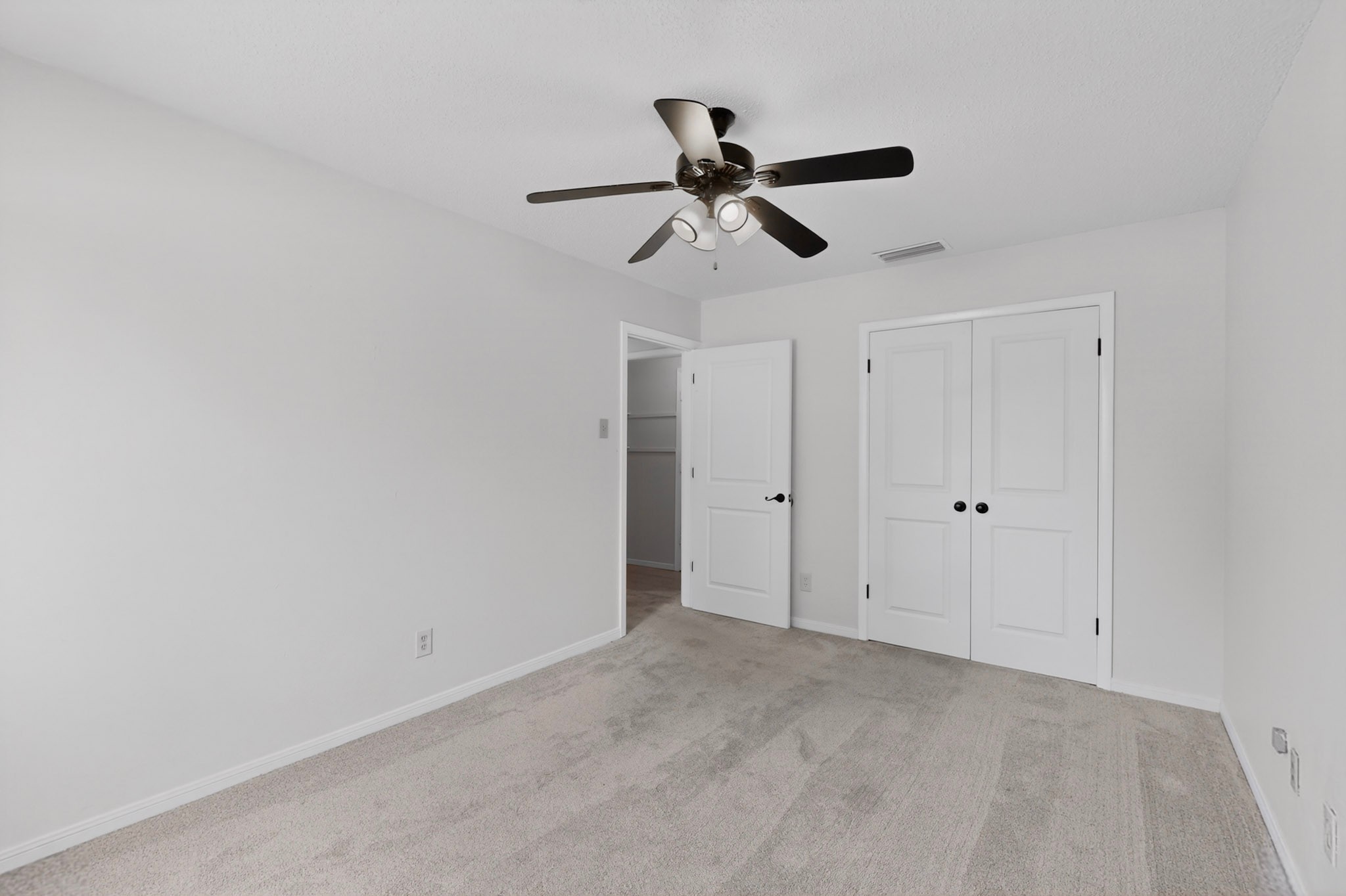 949 Meadowdale Circle Garland TX 75043