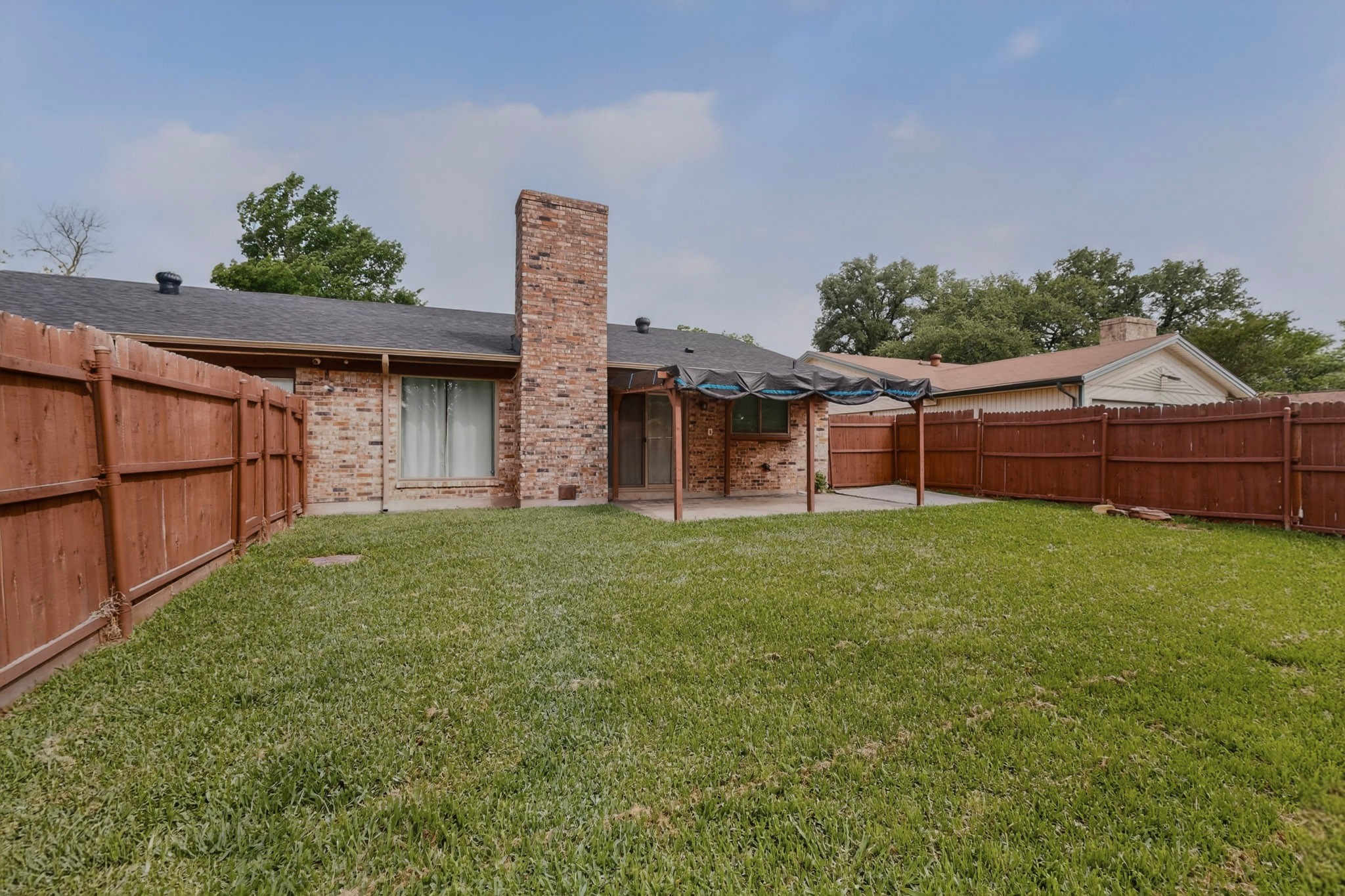 949 Meadowdale Circle Garland TX 75043