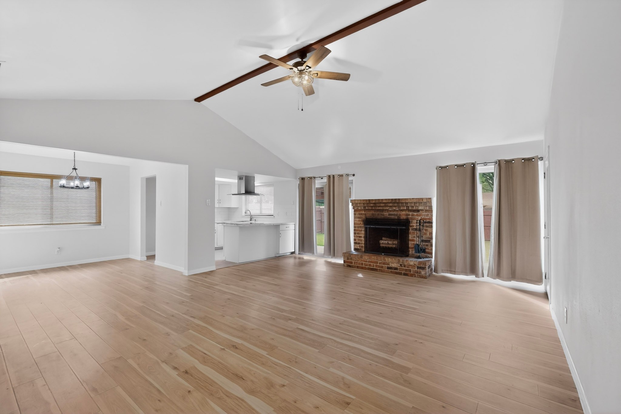 949 Meadowdale Circle Garland TX 75043