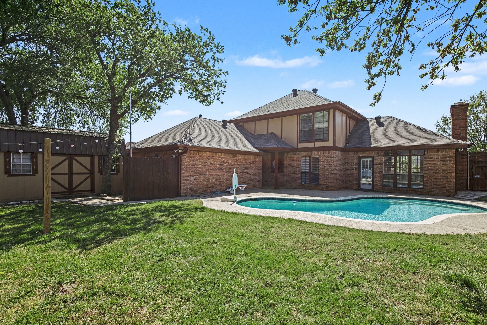 2428 Stonegate Drive N Bedford TX 76021