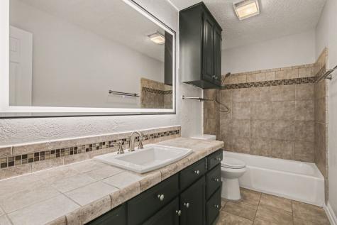 2428 Stonegate Drive N Bedford TX 76021