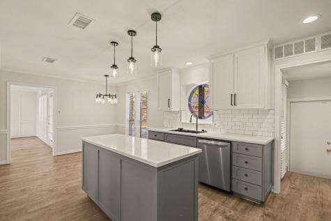 2428 Stonegate Drive N Bedford TX 76021
