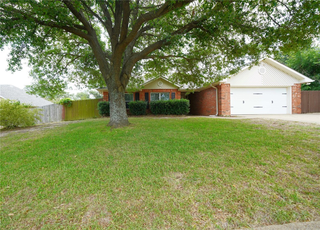 1416 Lakeside Court Lindale TX 75771