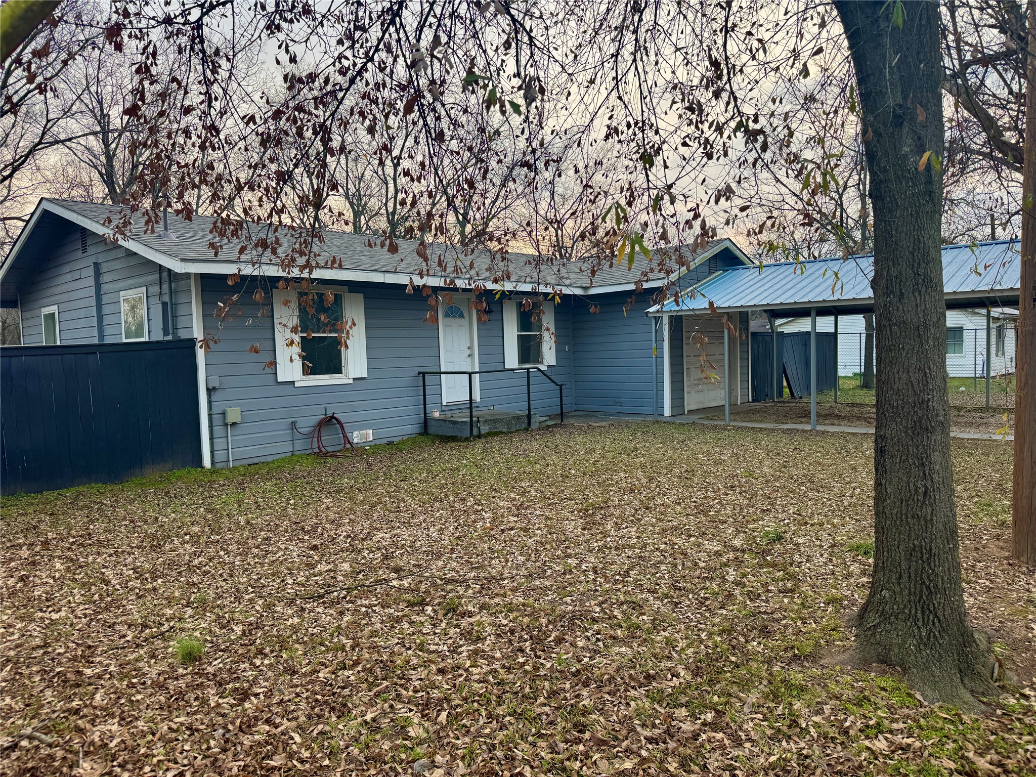 511 W Redwood Campbell TX 75422