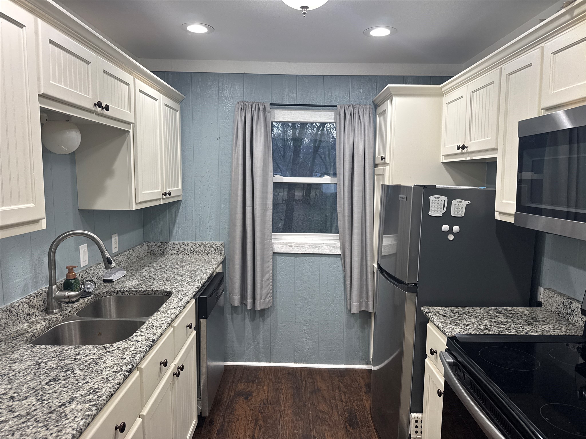 511 W Redwood Campbell TX 75422