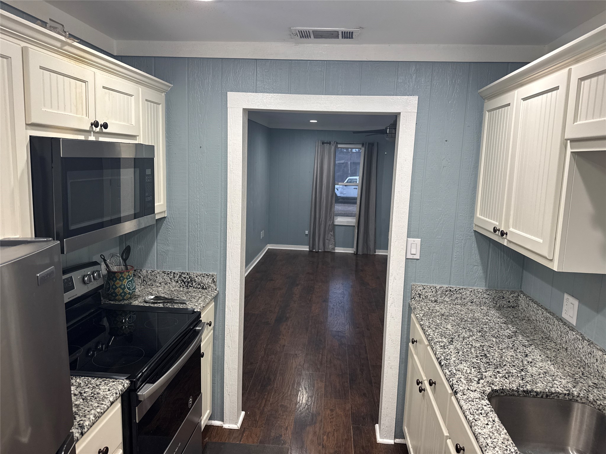 511 W Redwood Campbell TX 75422